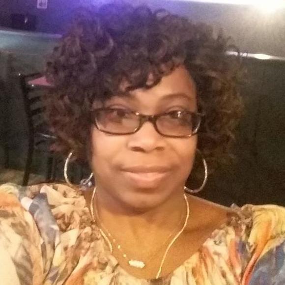 Meet your Posher, Ronda - Picture 1 of 1